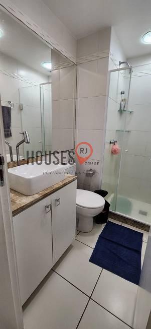 Apartamento à venda com 3 quartos, 199m² - Foto 11