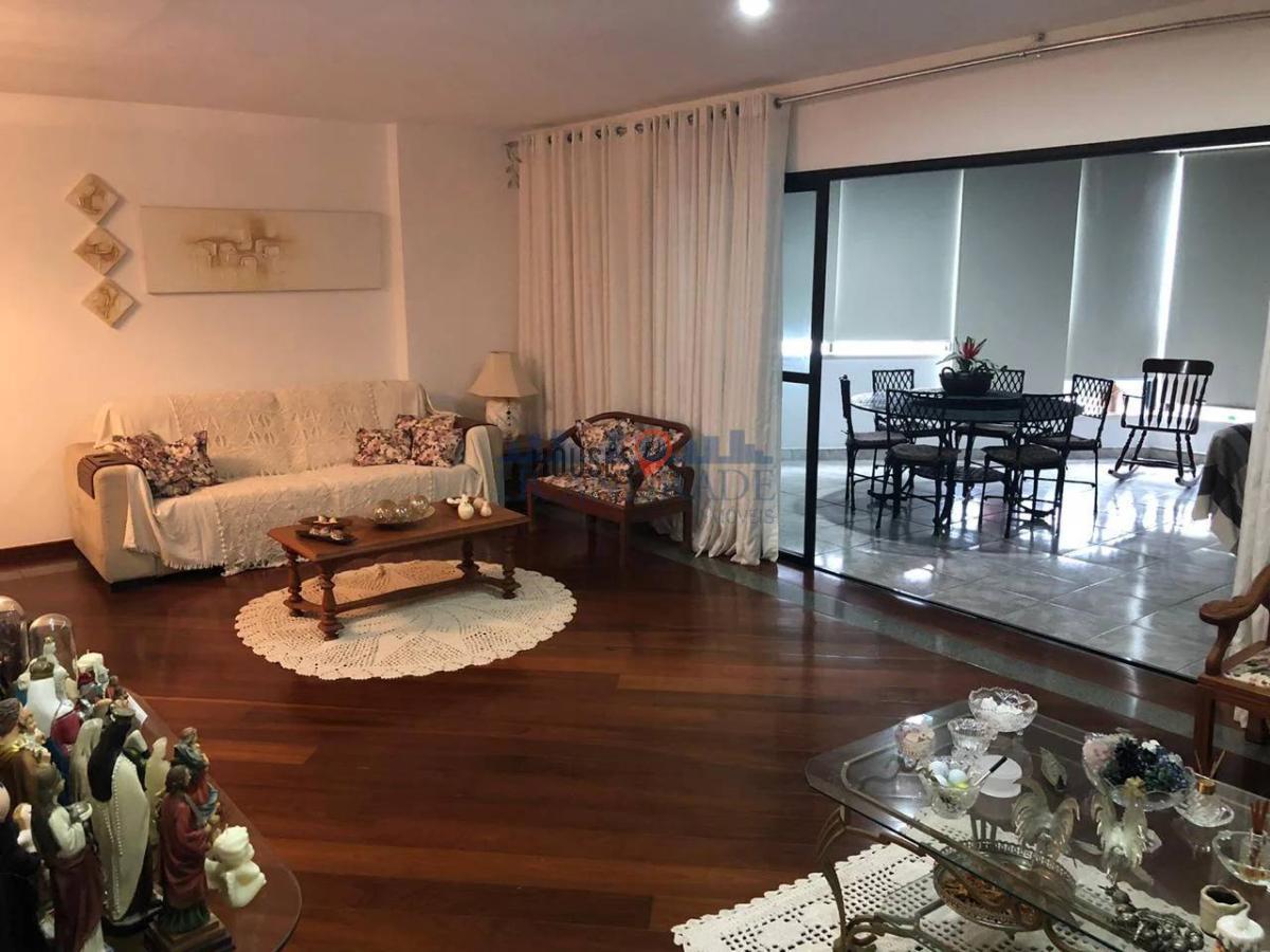 Apartamento à venda com 3 quartos, 199m² - Foto 6